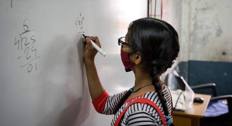 Girls’ performance in maths ‘starting to add up to boys’, says UNESCO | UN News – SDGs