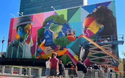 Brazilian artist’s mural ‘for the planet’ proves big draw for UN General Assembly | UN News – SDGs