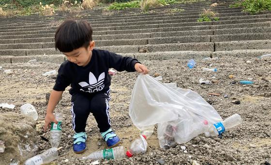 Japan: Safeguarding a mother tongue and mother nature | UN News – Global perspective Human stories